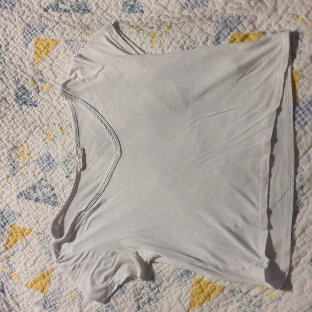 White medium crop top Olivia rae brand small stain on back
